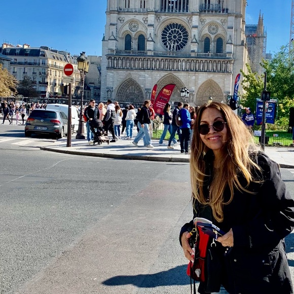 Just hanging out with some of my friends! - Picture 9 of 9